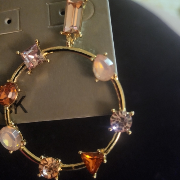 Earrings - Picture 2 of 3